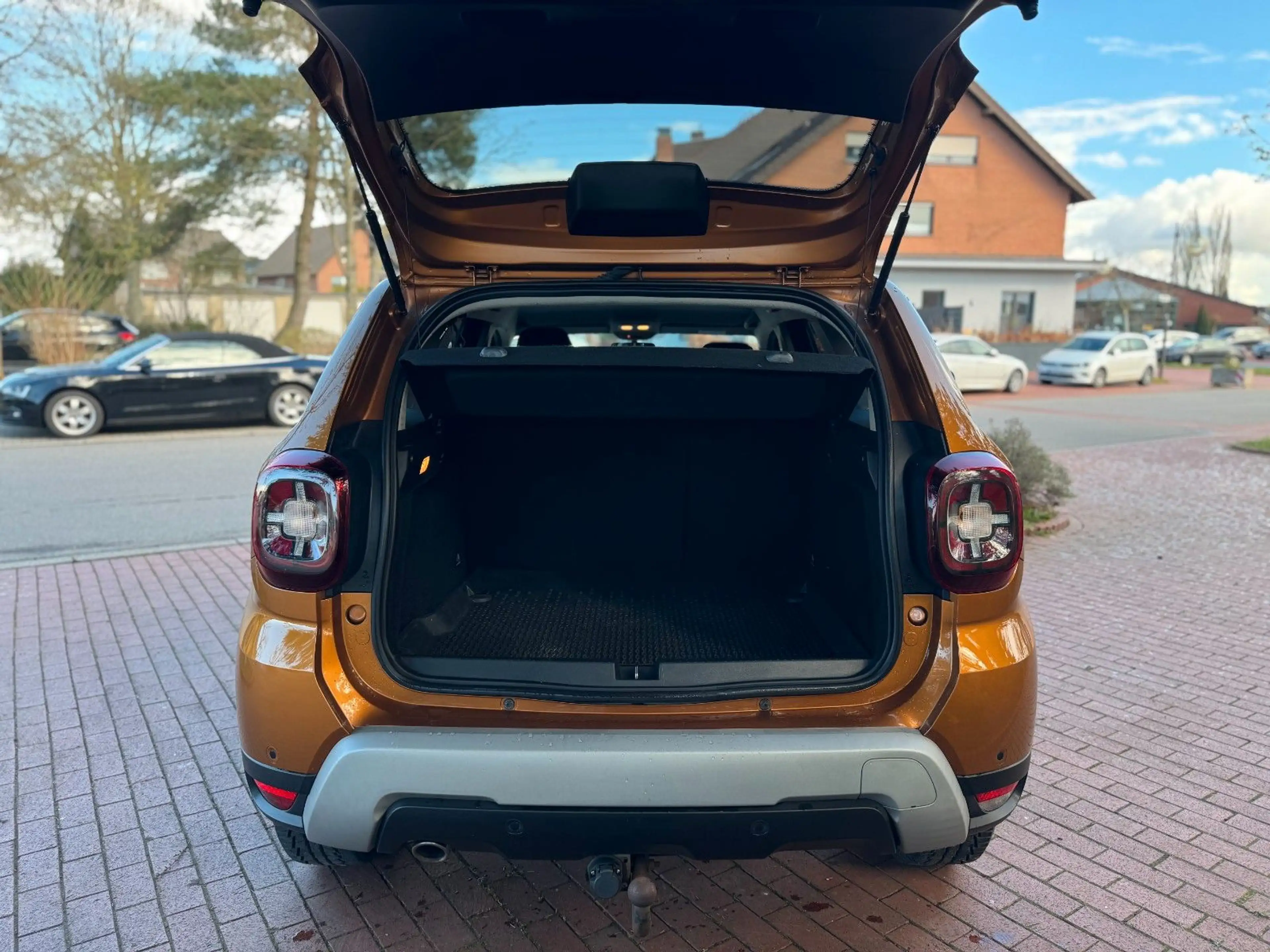 Dacia Duster II Prestige|LED|AHK|Kam|Navi|Apple/And! — photo 6