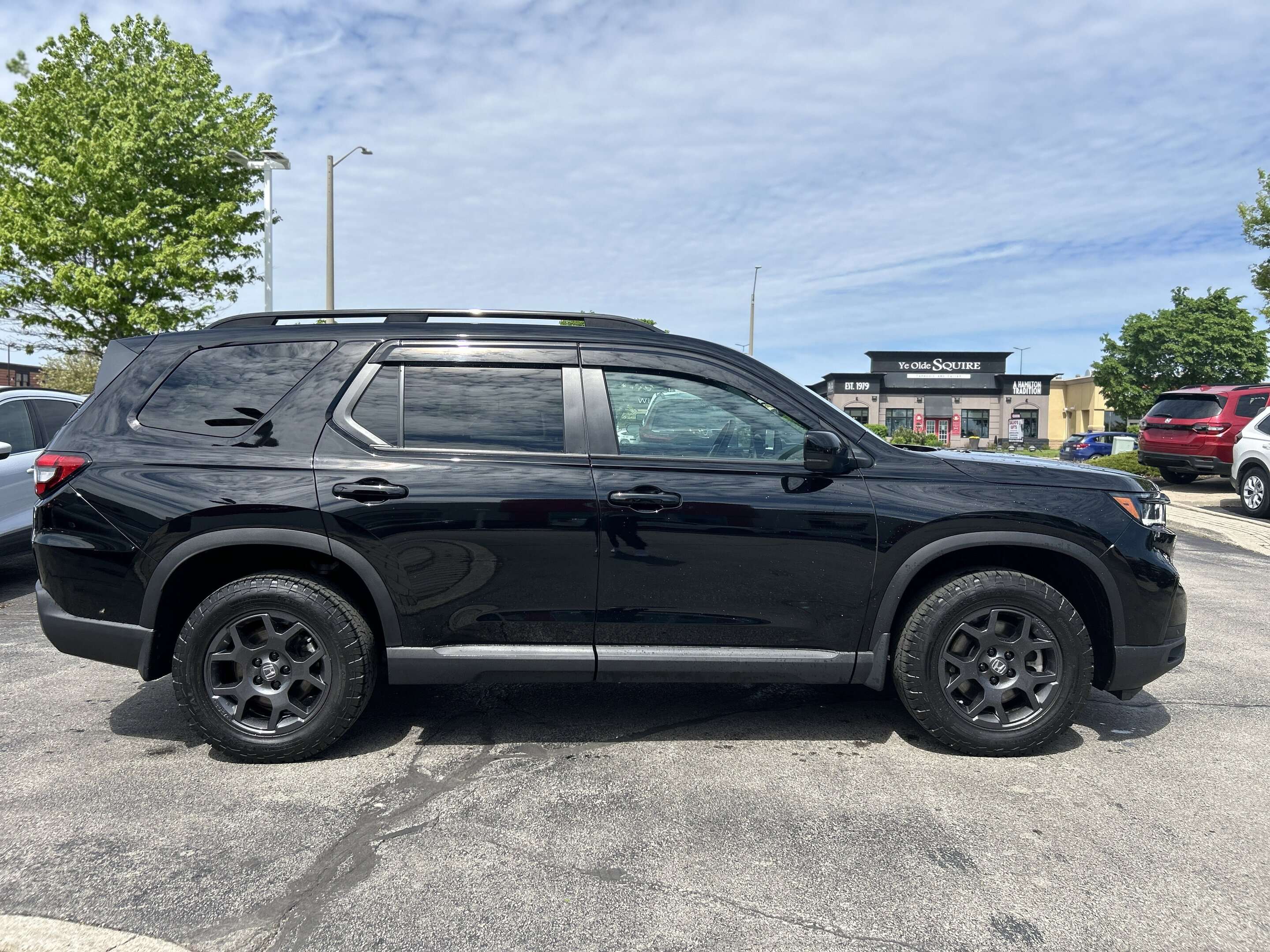 2025 Honda Pilot TrailSport | Sunroof | Apple CarPlay | Android Aut — снимка 1