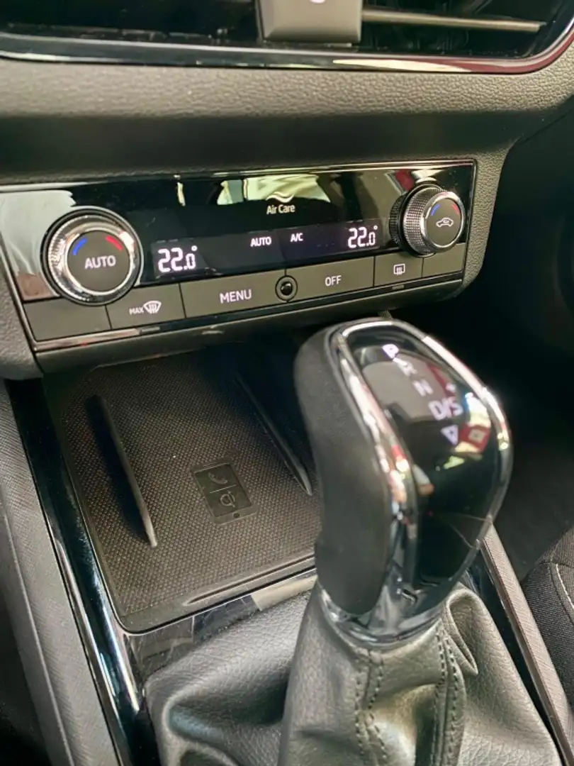 Skoda Kamiq 1.0 TSI Emotion 81kW DSG Rojo - 2