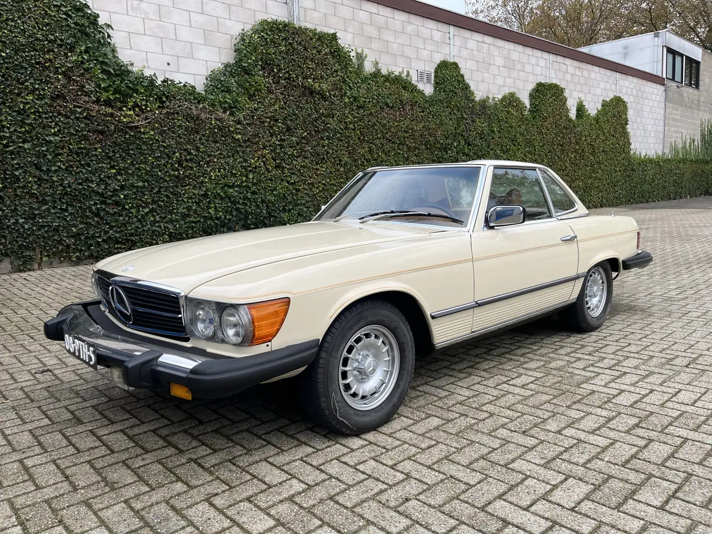 Mercedes-Benz SL 450 107 Zeer Mooie Staat Geel - 1