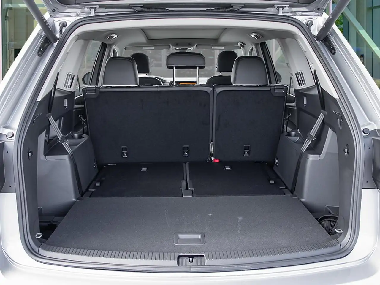 Volkswagen Atlas снимка Volkswagen Atlas
