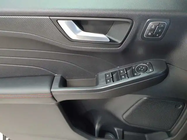 Ford Kuga view 4