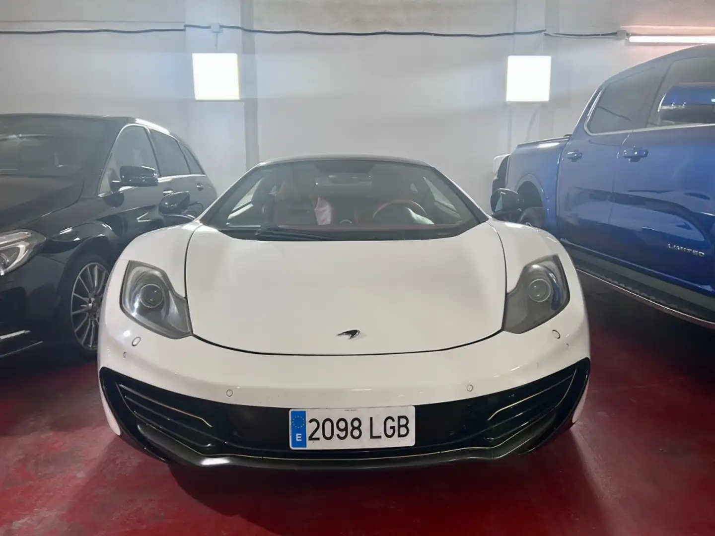 McLaren MP4-12C Weiß - 2