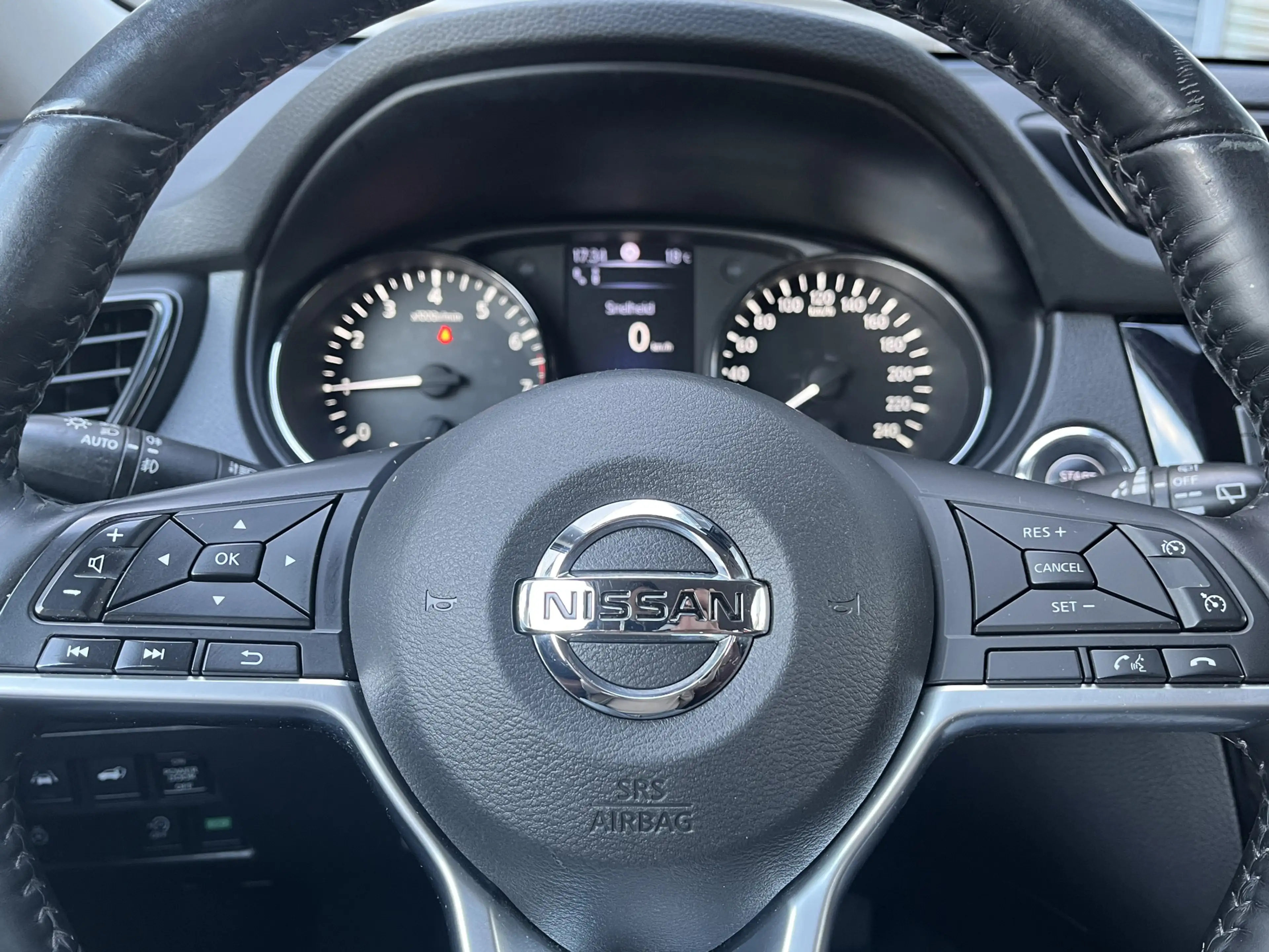 Nissan X-Trail 1.3 DIG-T Tekna NAVI/CAM,PANO,LEER — photo 18