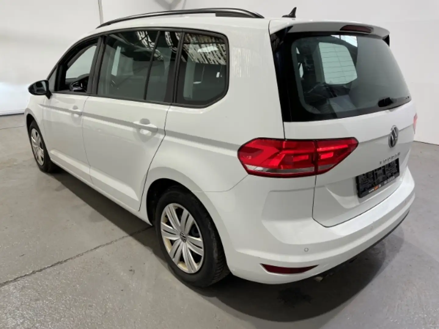 Volkswagen Touran 2.0 TDI DSG Comfortline EU6d Navi LED ACC PDCv+h Белый - 2
