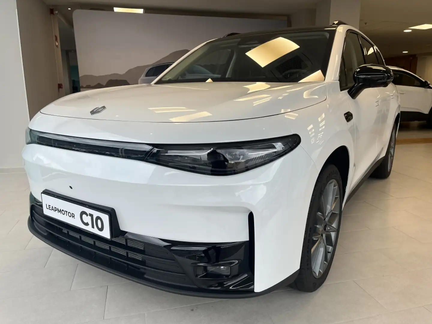 Leapmotor C10 160kW Autonomía extendida Blanco - 1