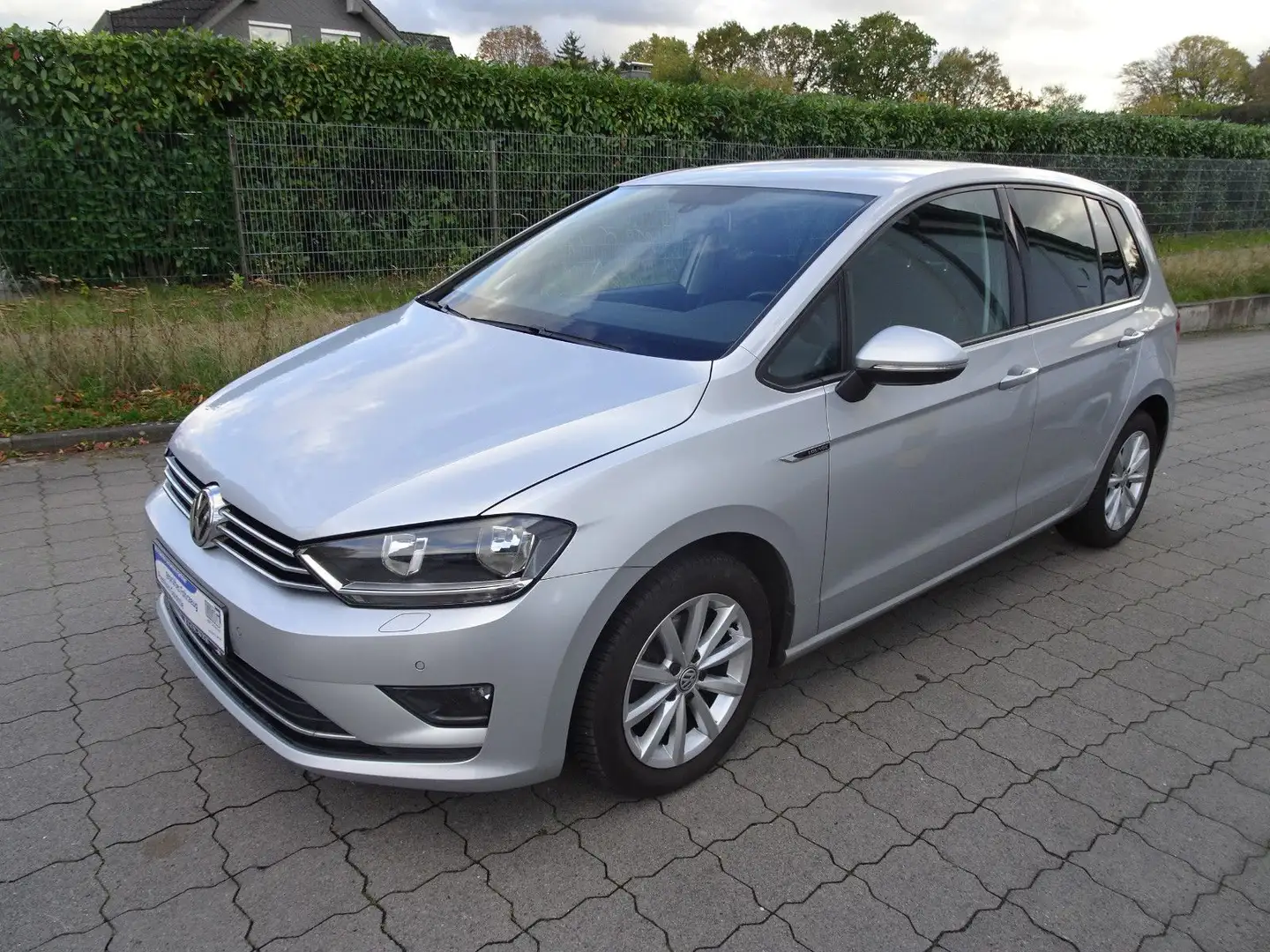 Volkswagen Golf Sportsvan 1.6TDI LOUNGE BMT/ Zahnriemen neu Grijs - 1