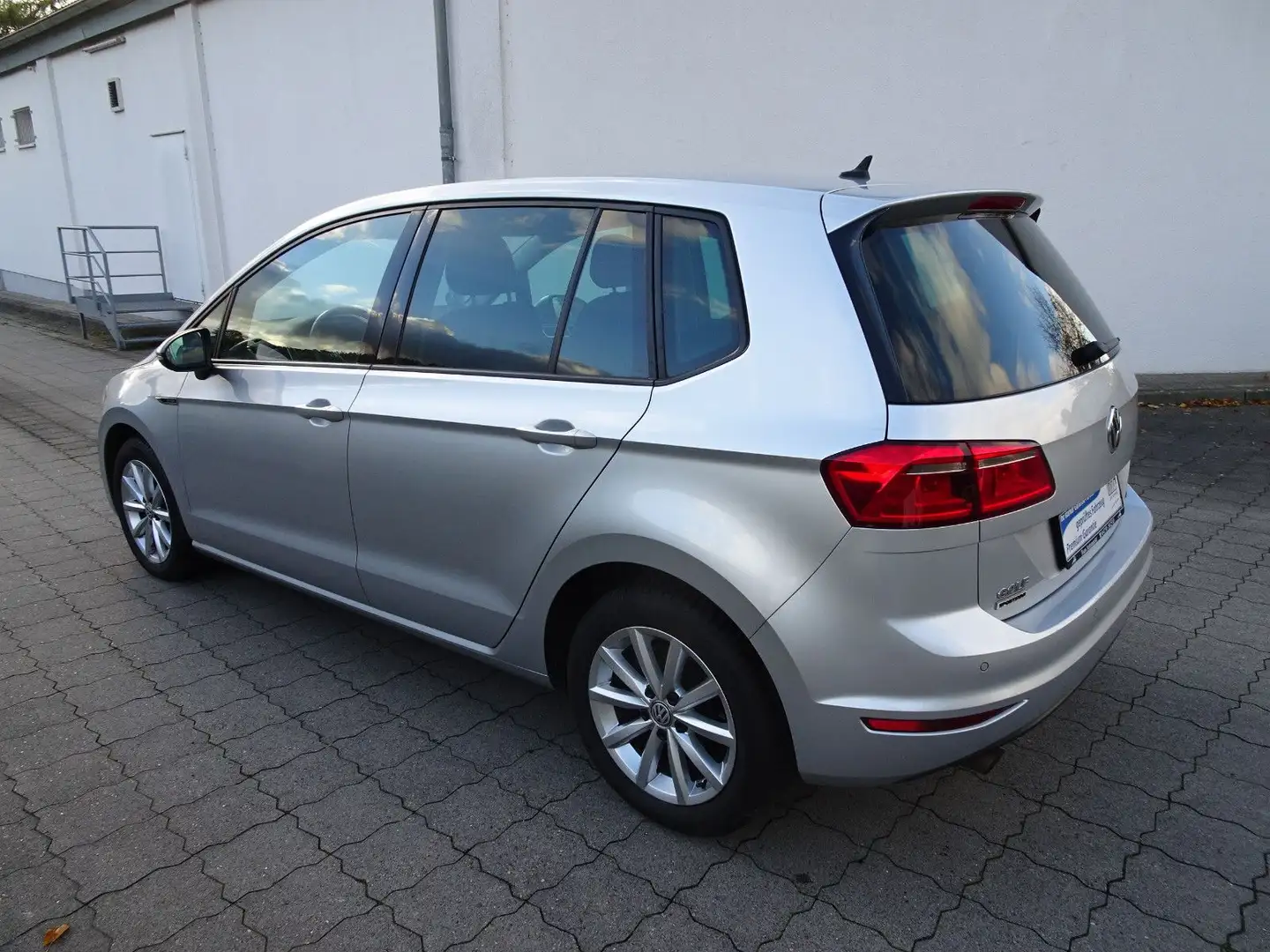 Volkswagen Golf Sportsvan 1.6TDI LOUNGE BMT/ Zahnriemen neu Grijs - 2