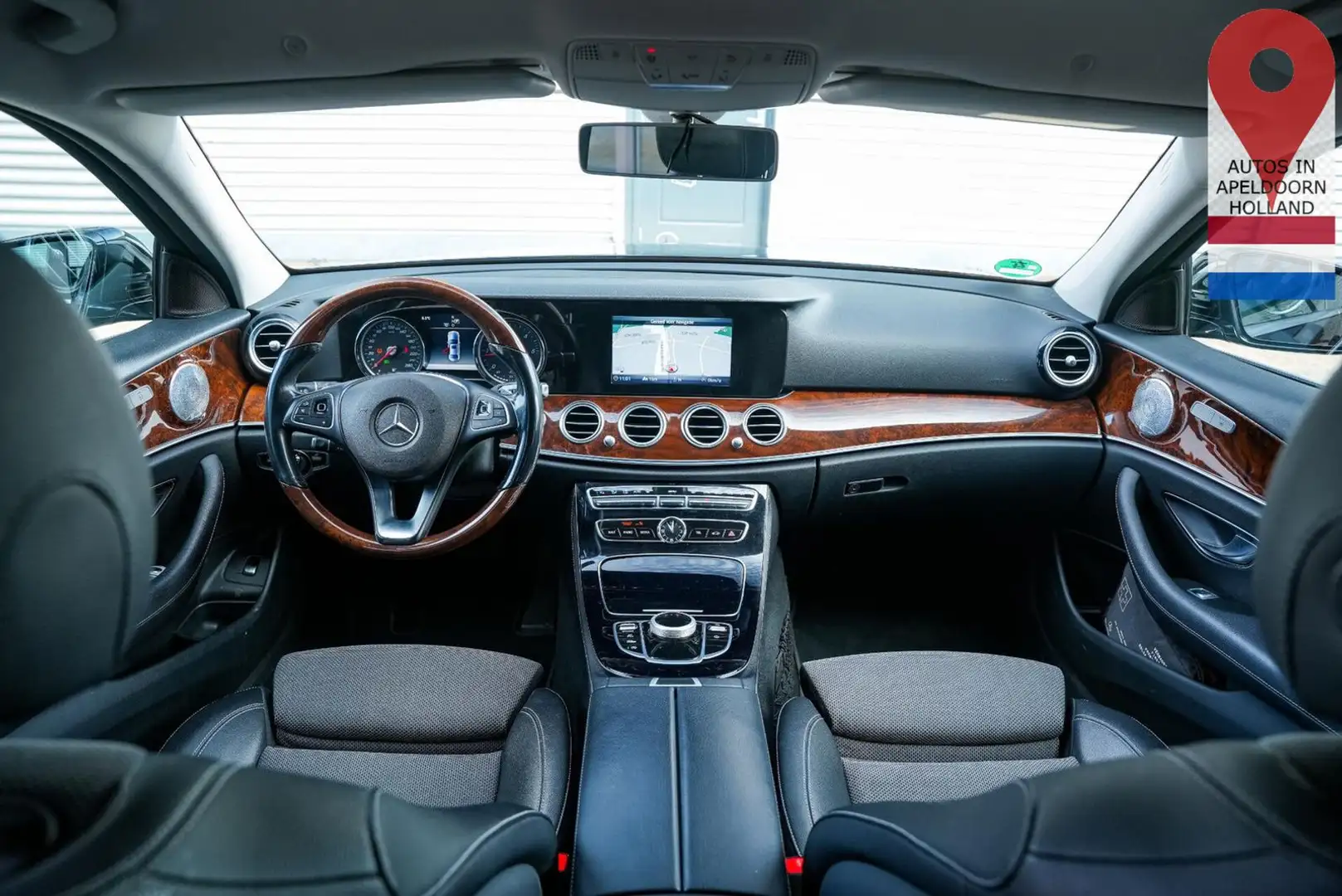 Mercedes-Benz E 220 d Lease Edition Prestige Plus Burnester Te Noir - 2