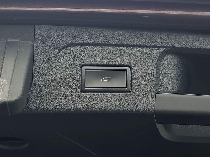 Volkswagen Touran TDI Highl DSG 7SITZ STNDHZ PANO AHK DCC ACC — photo 8