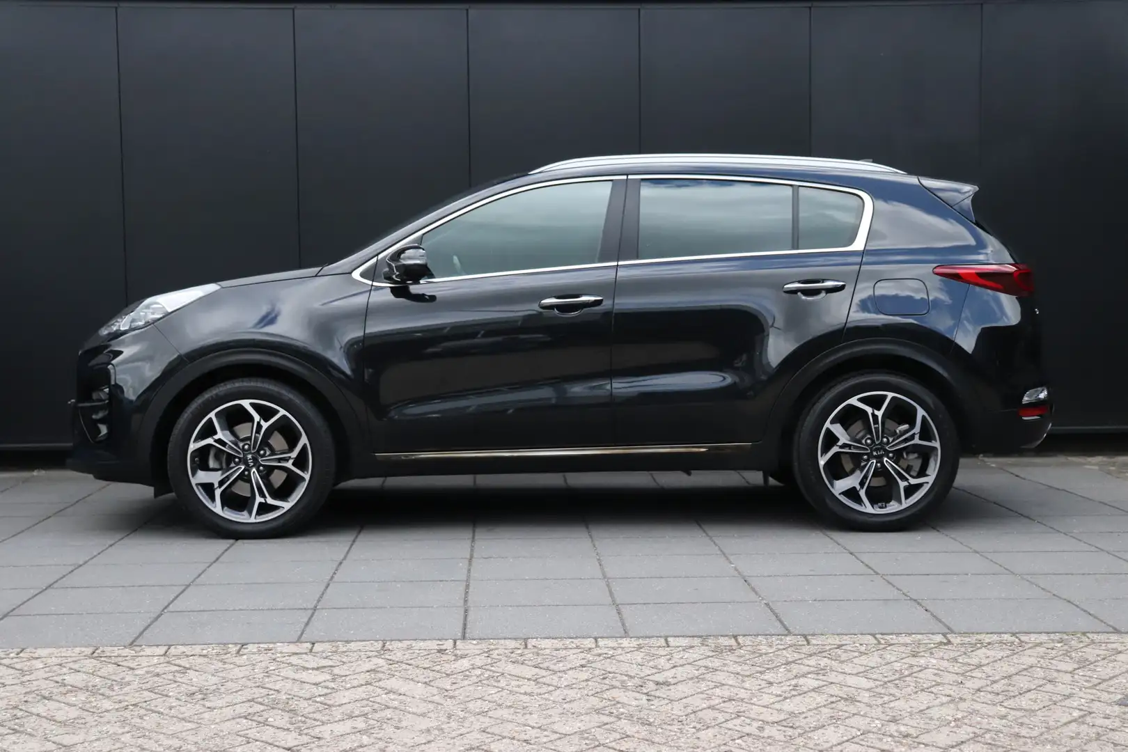 Kia Sportage 1.6 T-GDI GT-Line 177 PK | AUT. | LEDER | PANO | S Zwart - 2