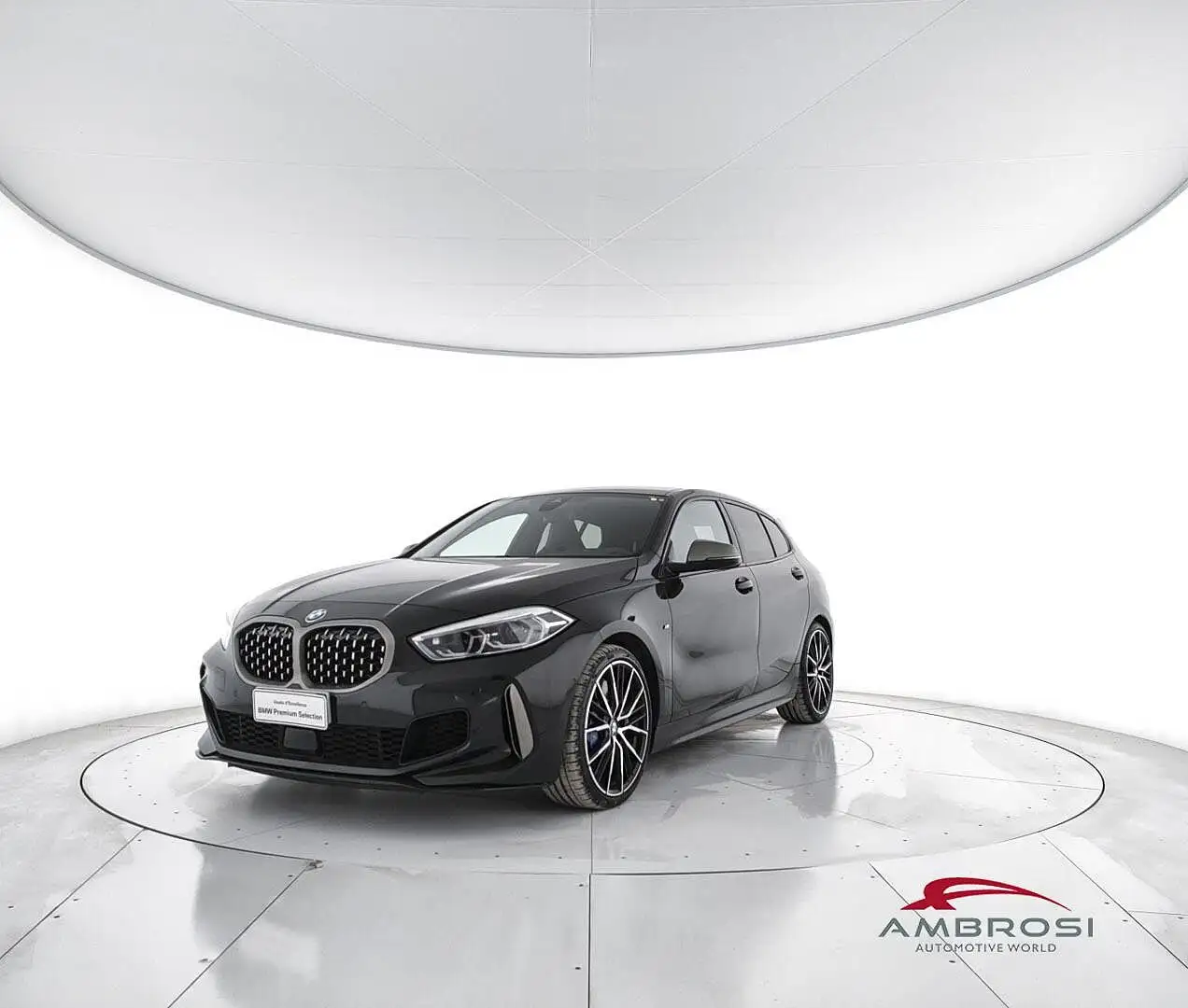 BMW 135 5-porte M 135i xDrive Noir - 1