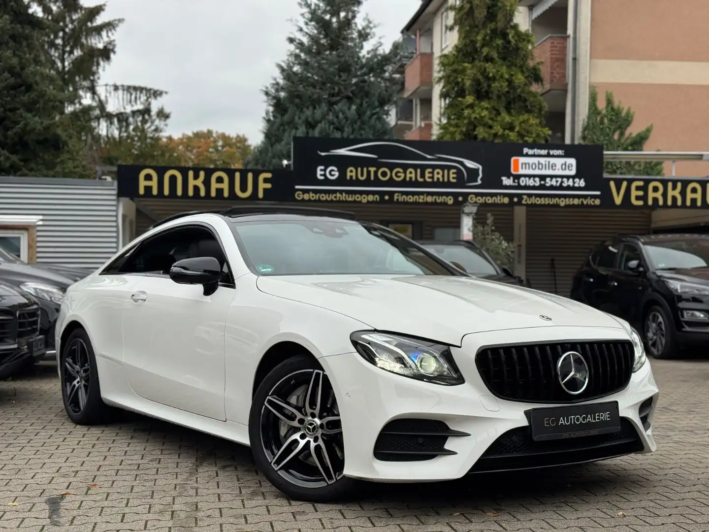 Mercedes-Benz E 450 E450 Coupe 4Matic*GARANTIE*AMG*NIGHT*PANO*BURM.* Blanc - 2