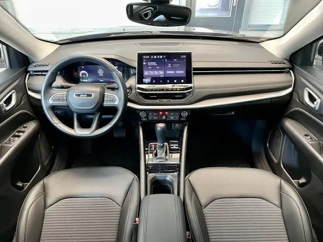 Jeep Compass view 11