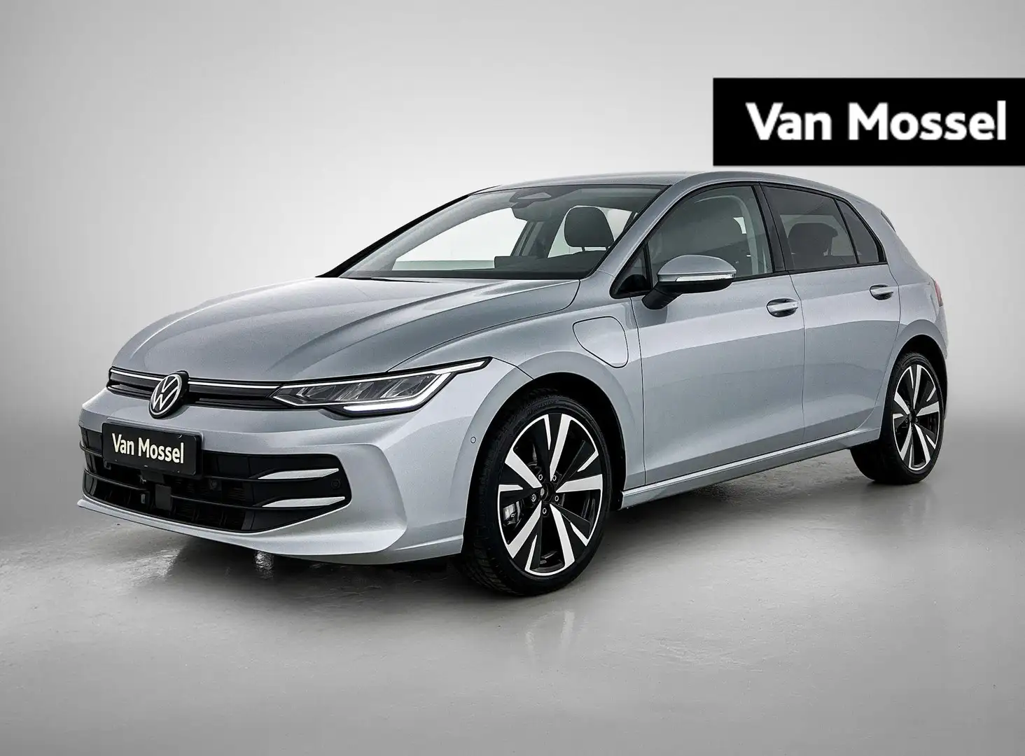 Volkswagen Golf 1.5 eHybrid Life Edition 204 PK | Plug-in hybride Zilver - 1