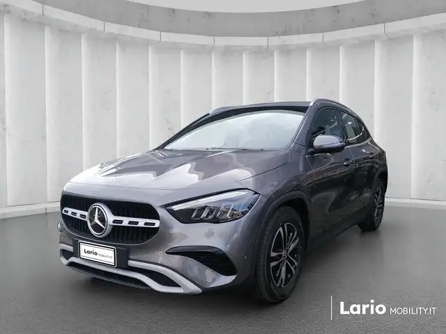 Mercedes-Benz GLA 180 Progressive Advanced Plus auto