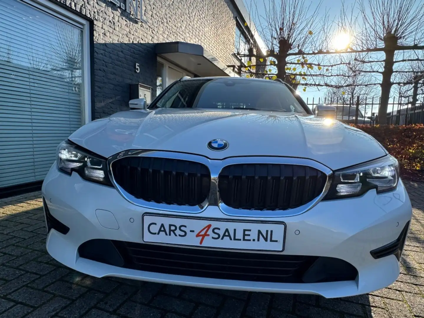 BMW 318I Touring Autom. Business Edit. + Camera + Led Blanc - 2