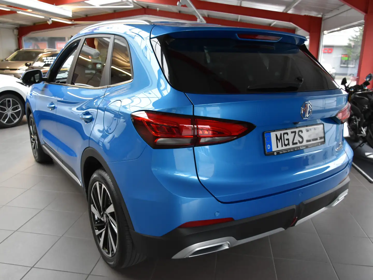 MG ZS Hybrid+ "Luxury" Bleu - 2