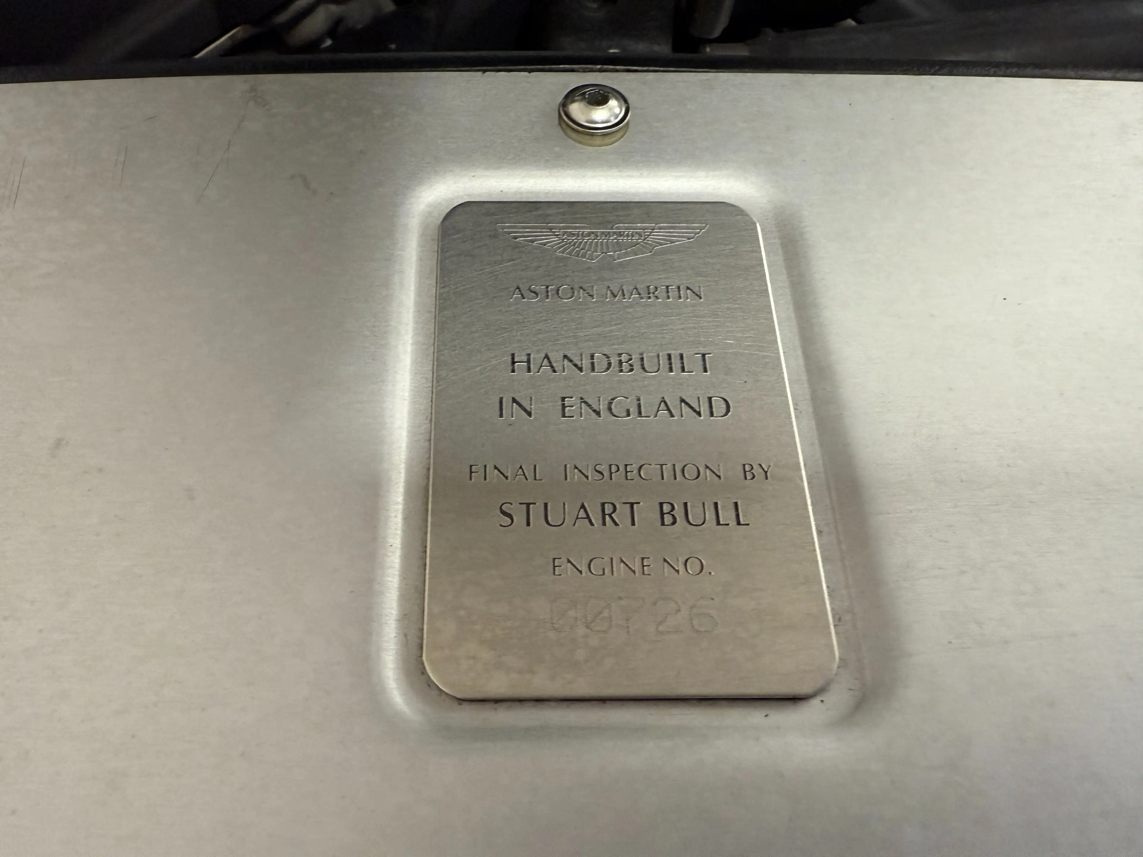 Aston Martin Vanquish Vanquish V12 — photo 6