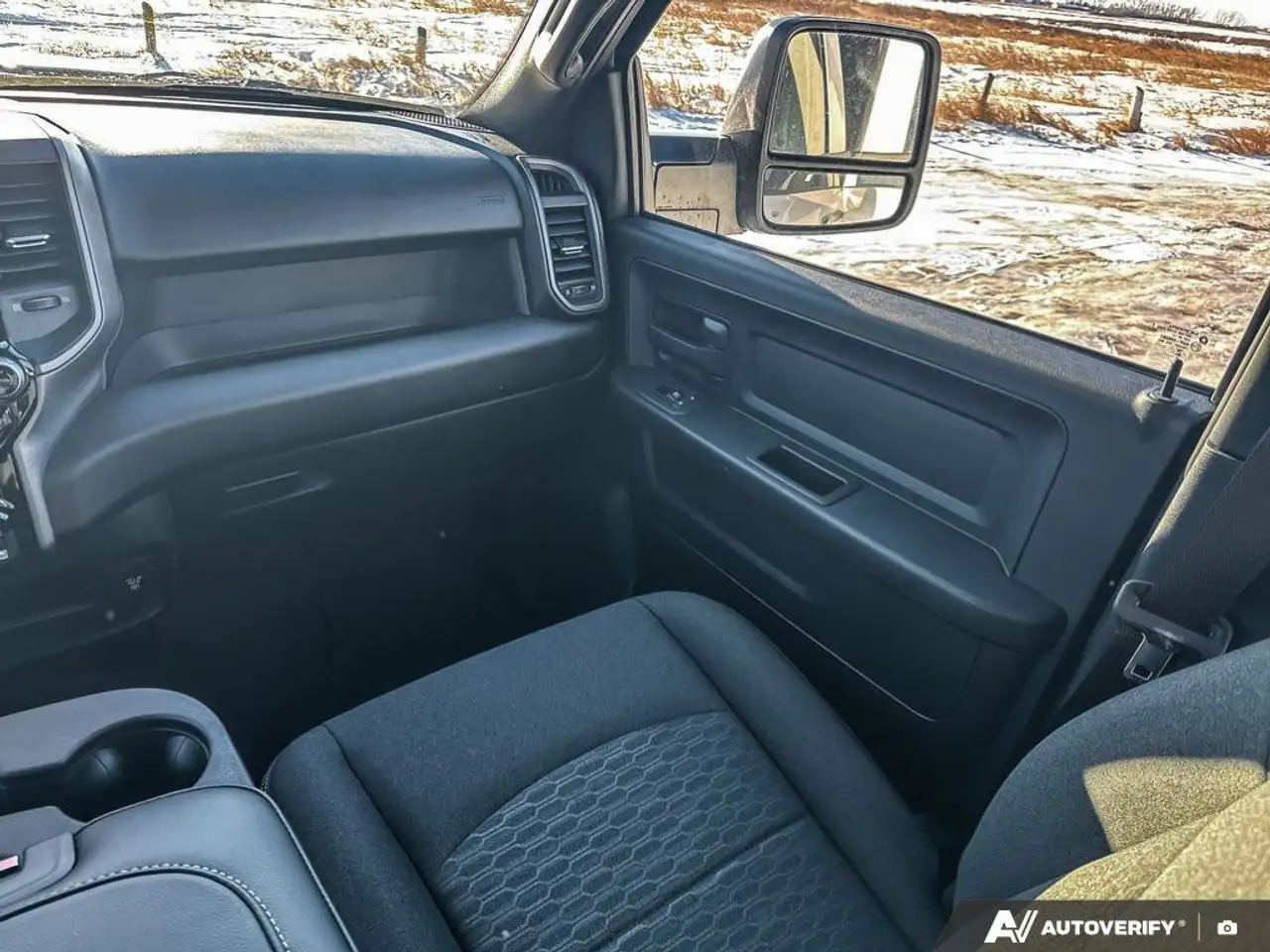RAM 3500 снимка RAM 3500