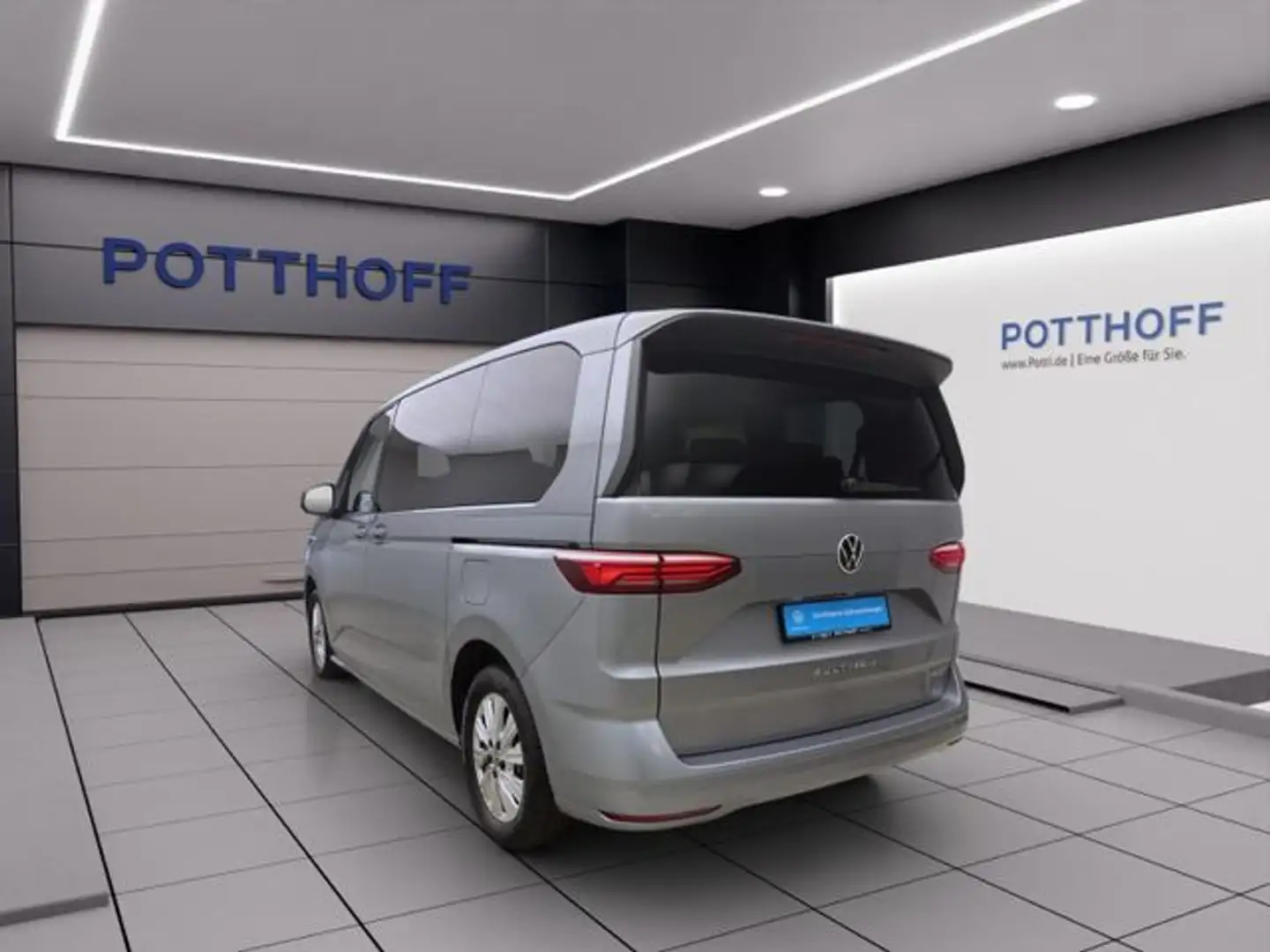 Volkswagen T7 Multivan T7 Multivan 1.4 eHybrid DSG NAVI AHK PANO MATRIX Silber - 2