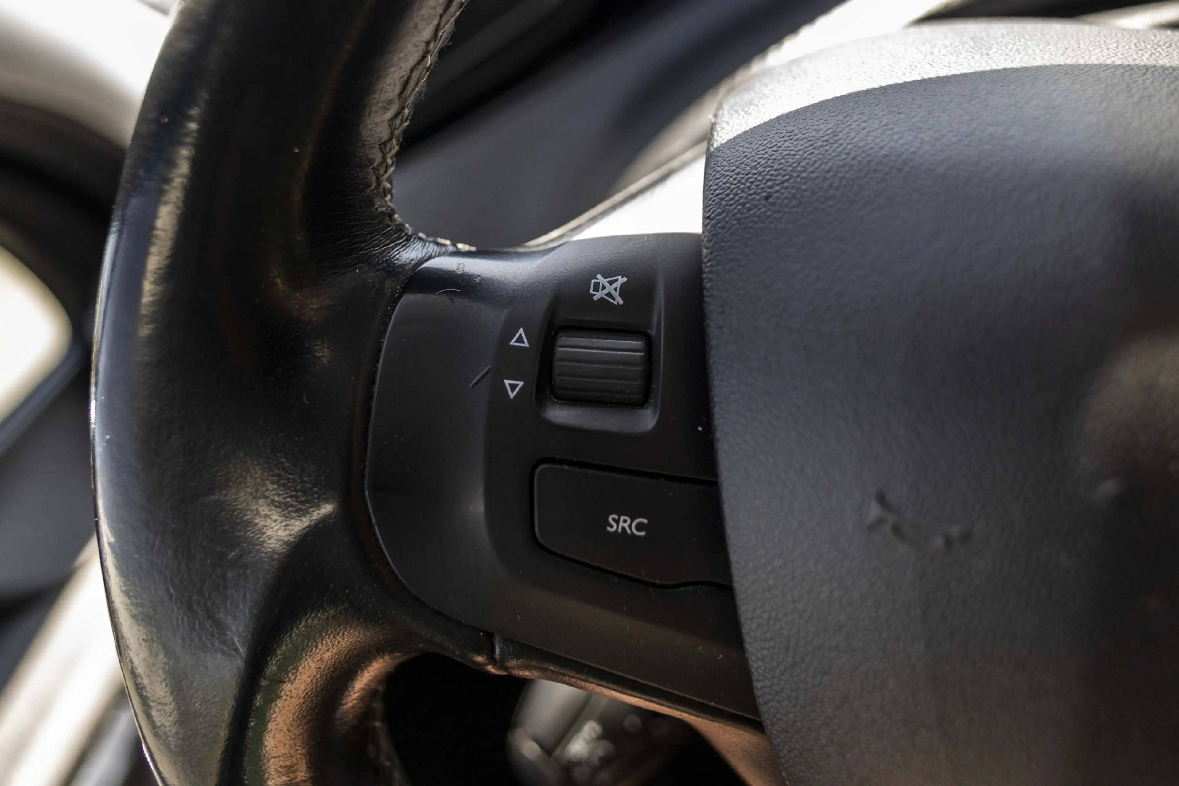 Peugeot 208 1.2 PureTech Blue Lease Executive | Trekhaak | Rie — photo 27