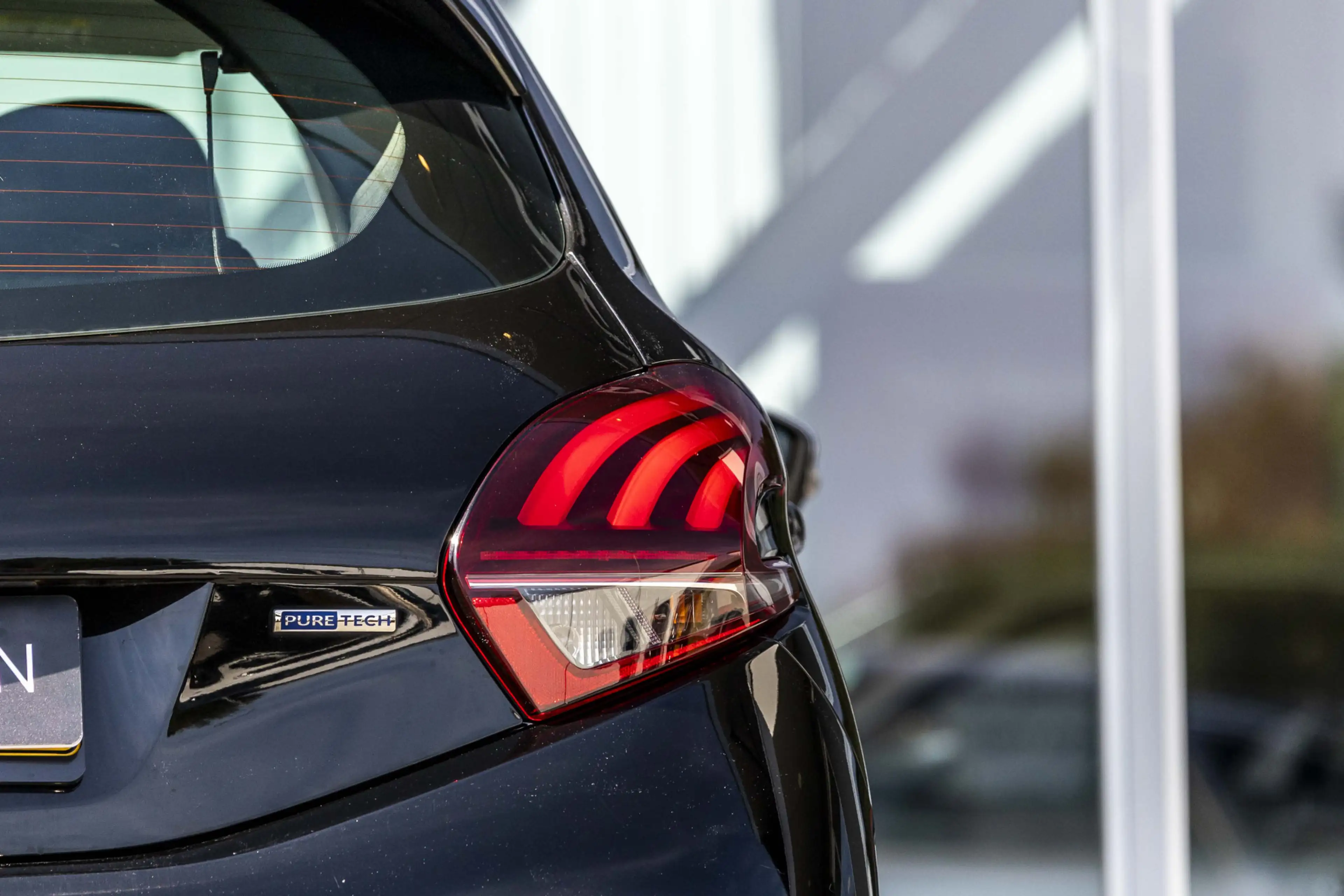 Peugeot 208 1.2 PureTech Blue Lease Executive | Trekhaak | Rie — photo 7