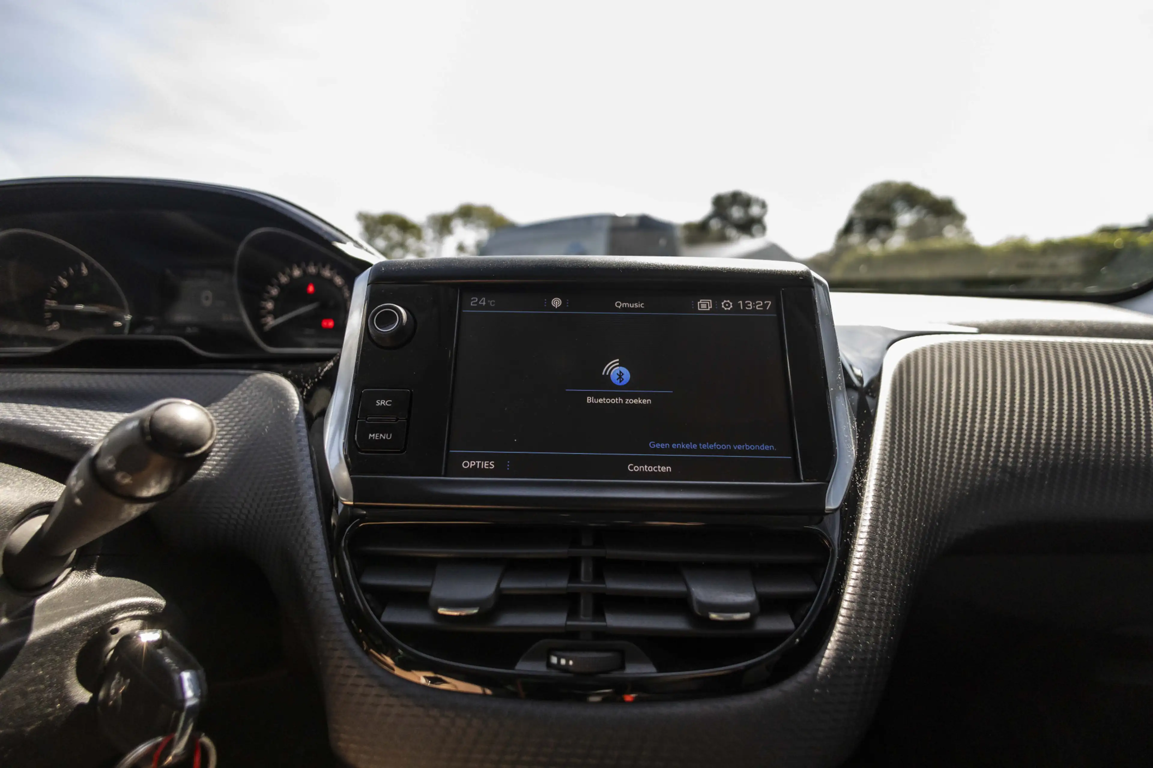Peugeot 208 1.2 PureTech Blue Lease Executive | Trekhaak | Rie — photo 35