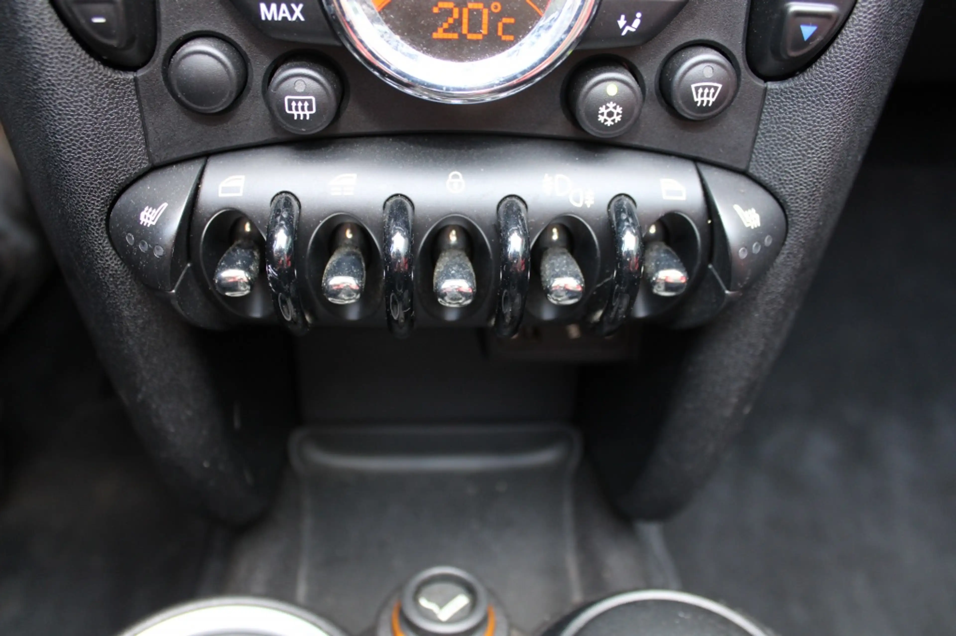 MINI Cooper Cabrio 1.6 Chili — photo 19