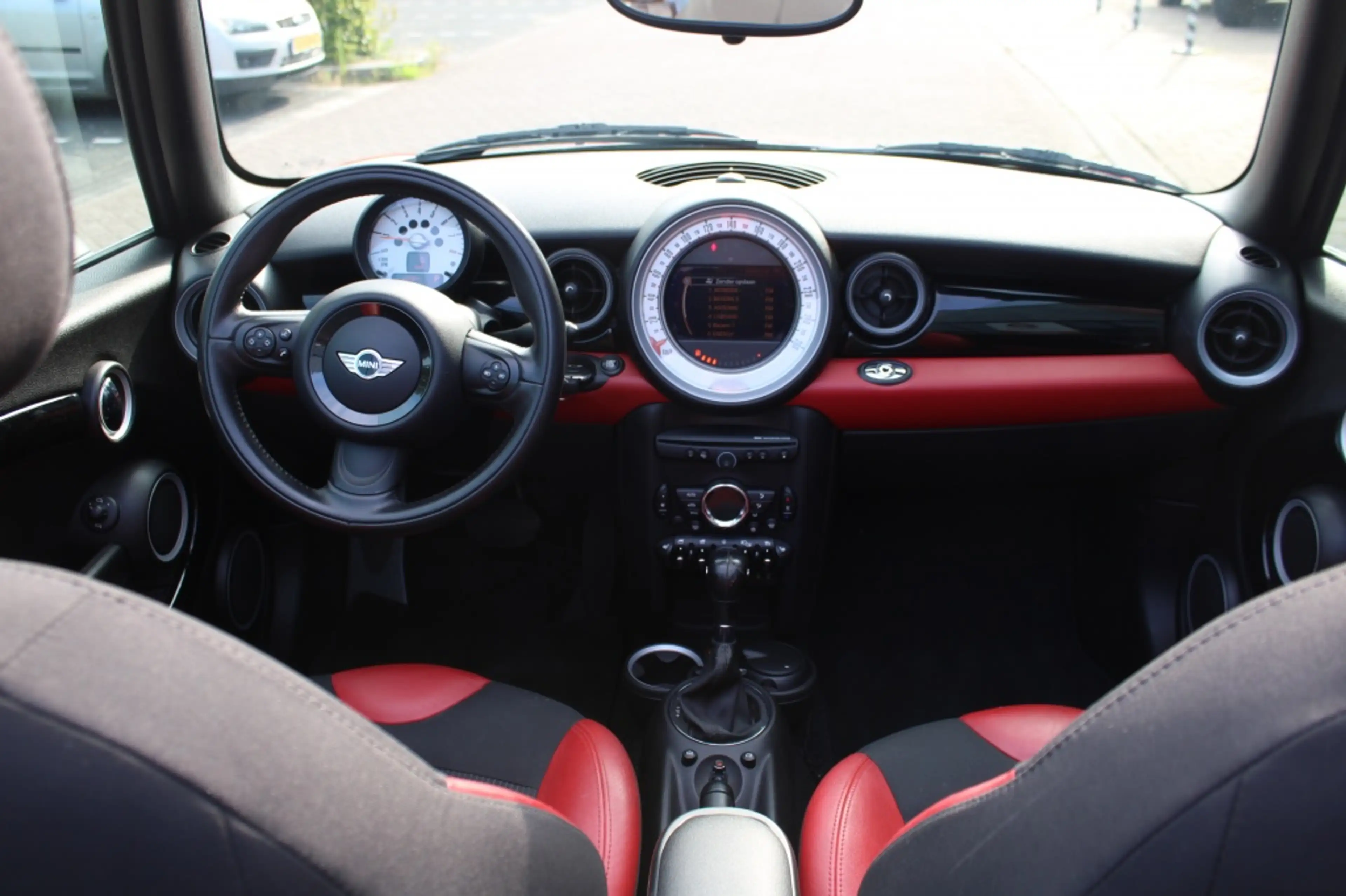 MINI Cooper Cabrio 1.6 Chili — photo 7
