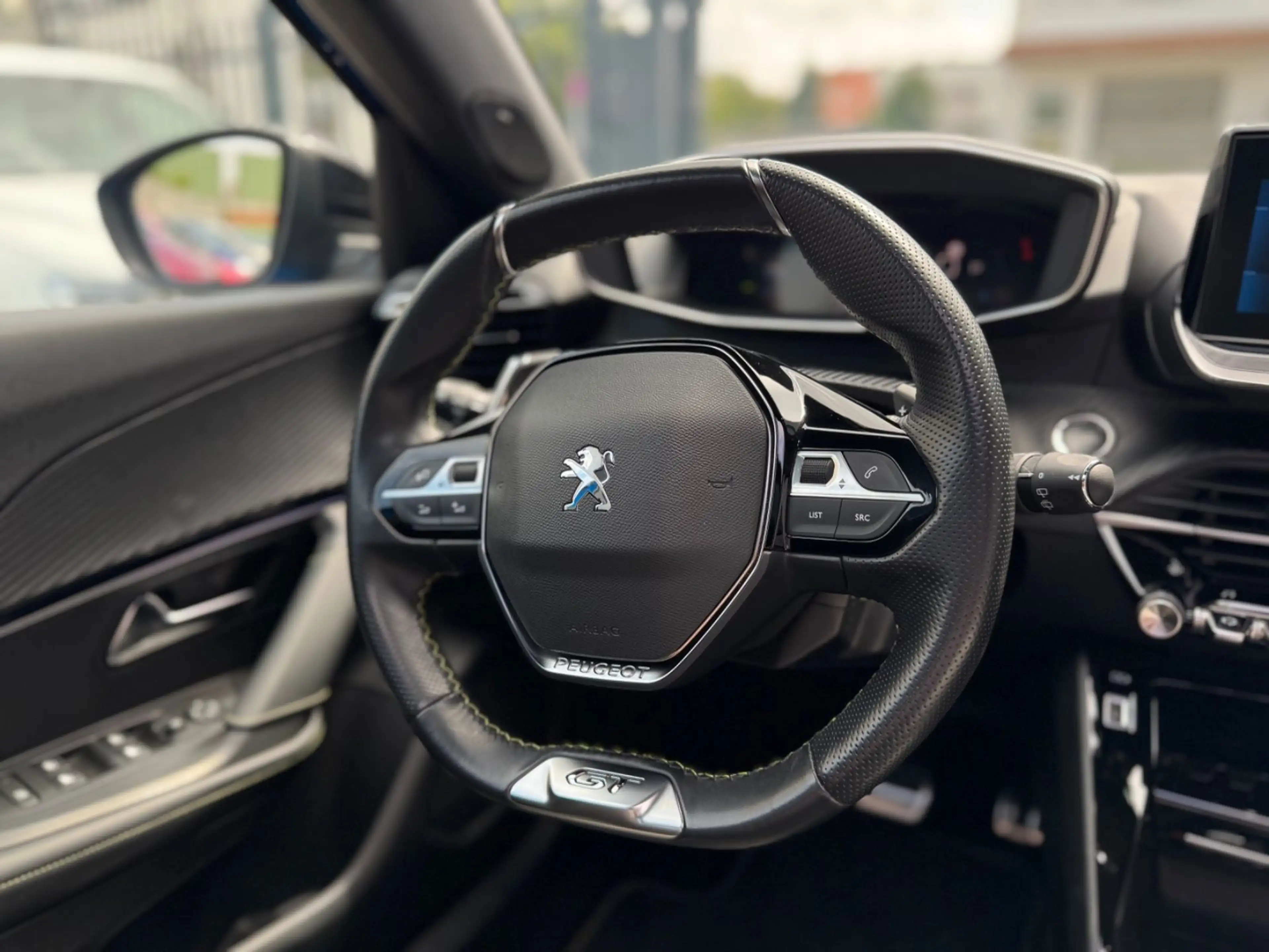 Peugeot 2008 GT 1.5 Blue HDI LED ACC GARANTIE — photo 10