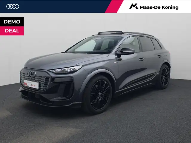 Audi Q6 e-tron S edition 286 PK Panorama dak · Tech Pro · Privacy