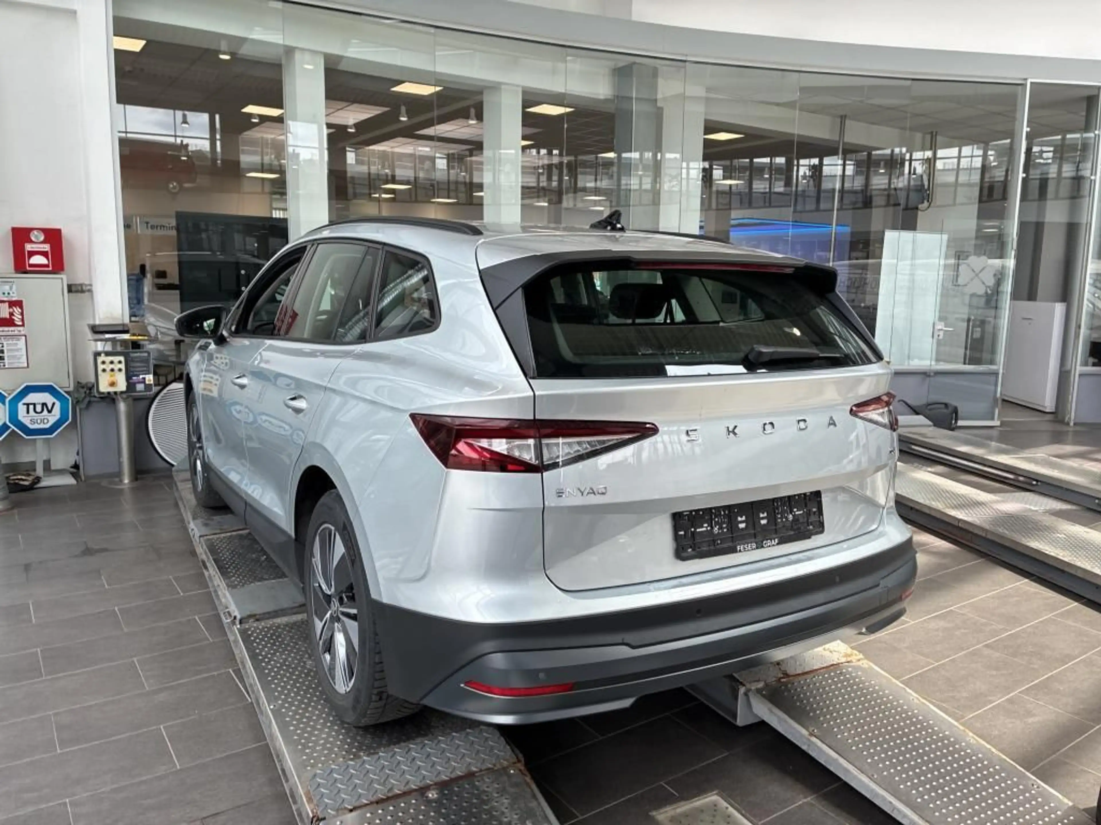 Skoda Enyaq ENYAQ iV 60 — photo 5