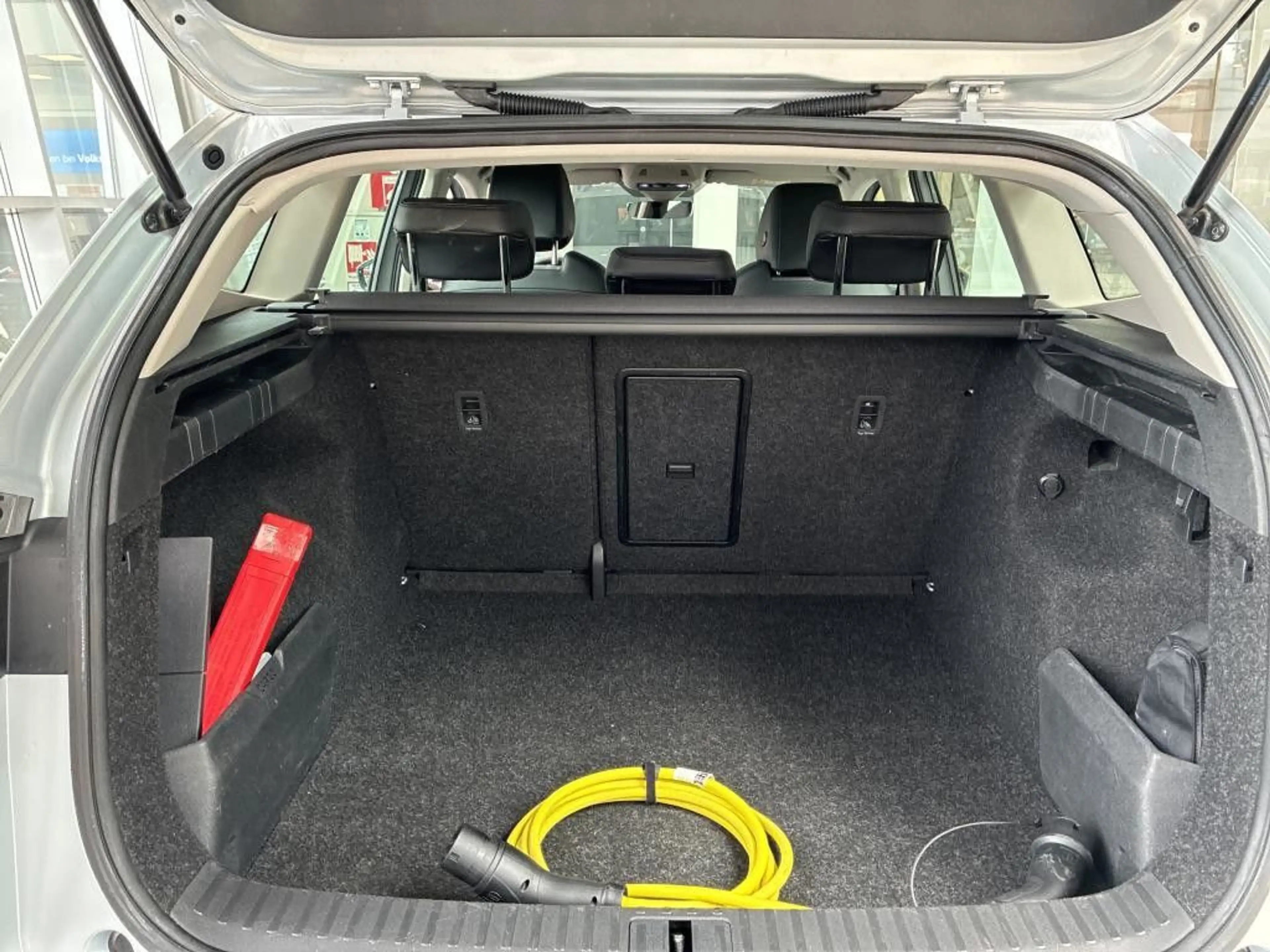 Skoda Enyaq ENYAQ iV 60 — photo 6