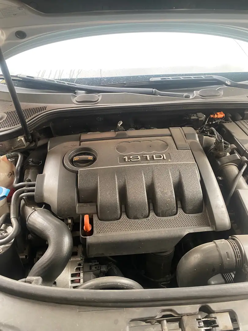 Audi A3 A3 Sportback 1.9 tdi Ambiente fap Grigio - 1