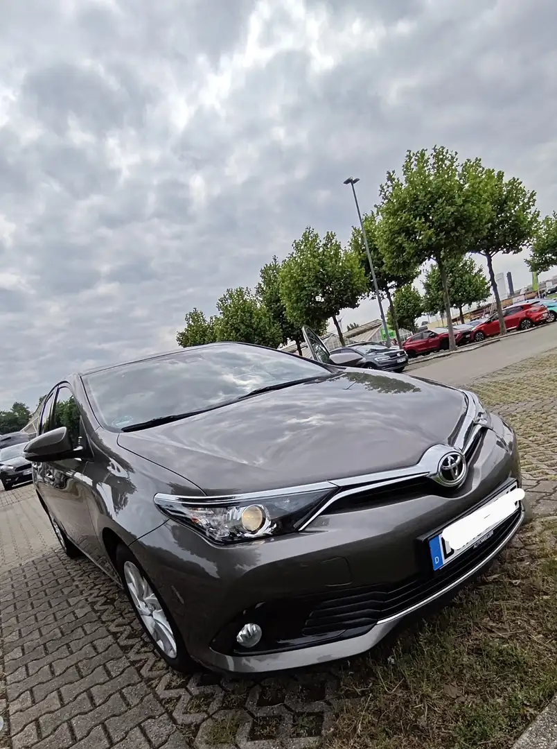Toyota Auris 1.2 Turbo Edition S+ - 1