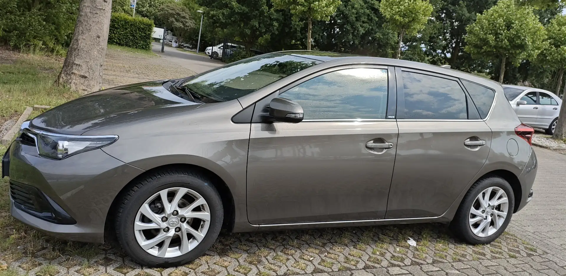 Toyota Auris 1.2 Turbo Edition S+ - 2