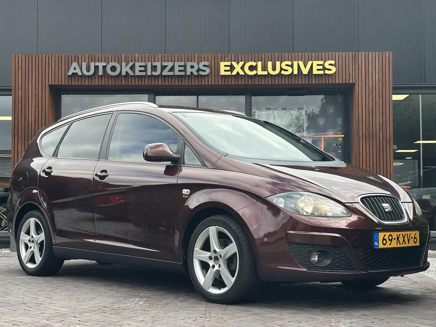 SEAT Altea XL 1.8 TFSI Sport Navi PDC Clima Stoelverw. Trekhaak Красный - 1
