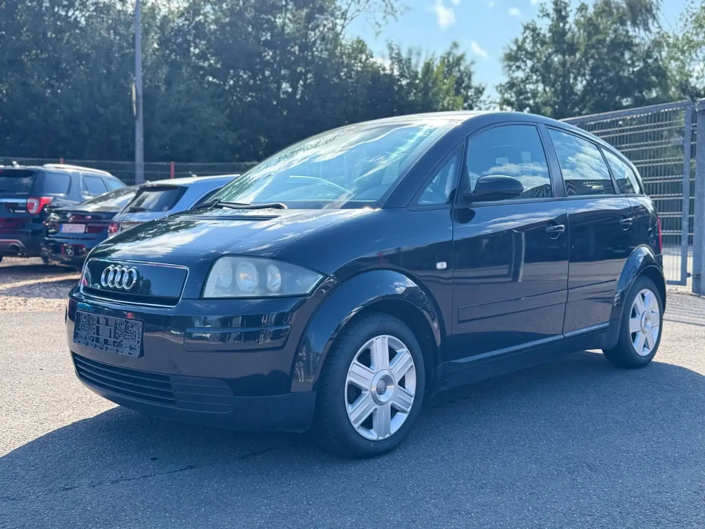 Audi A2 1.4i Panorama+Klima Negro - 2