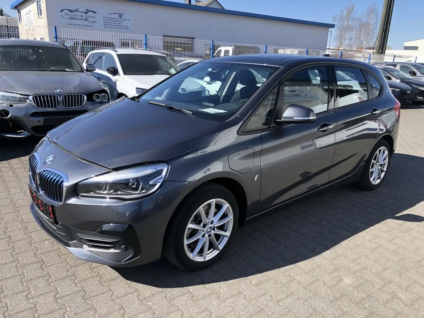 BMW 225 xe Advantage Hybrid B/E, Alu Grau - 1