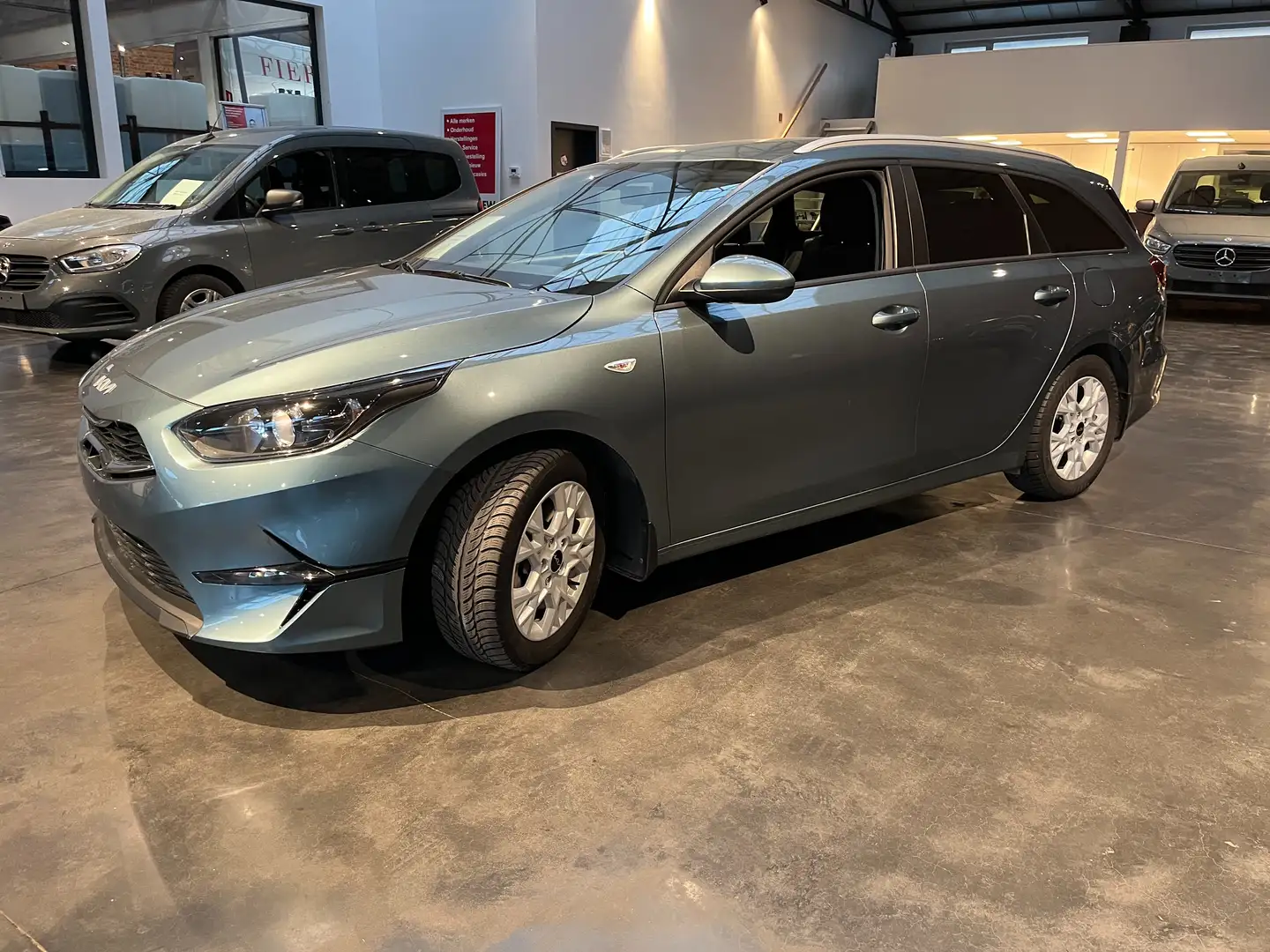 Kia Ceed SW / cee'd SW Ceed SW 1.5 T-GDI Automaat Gris - 2