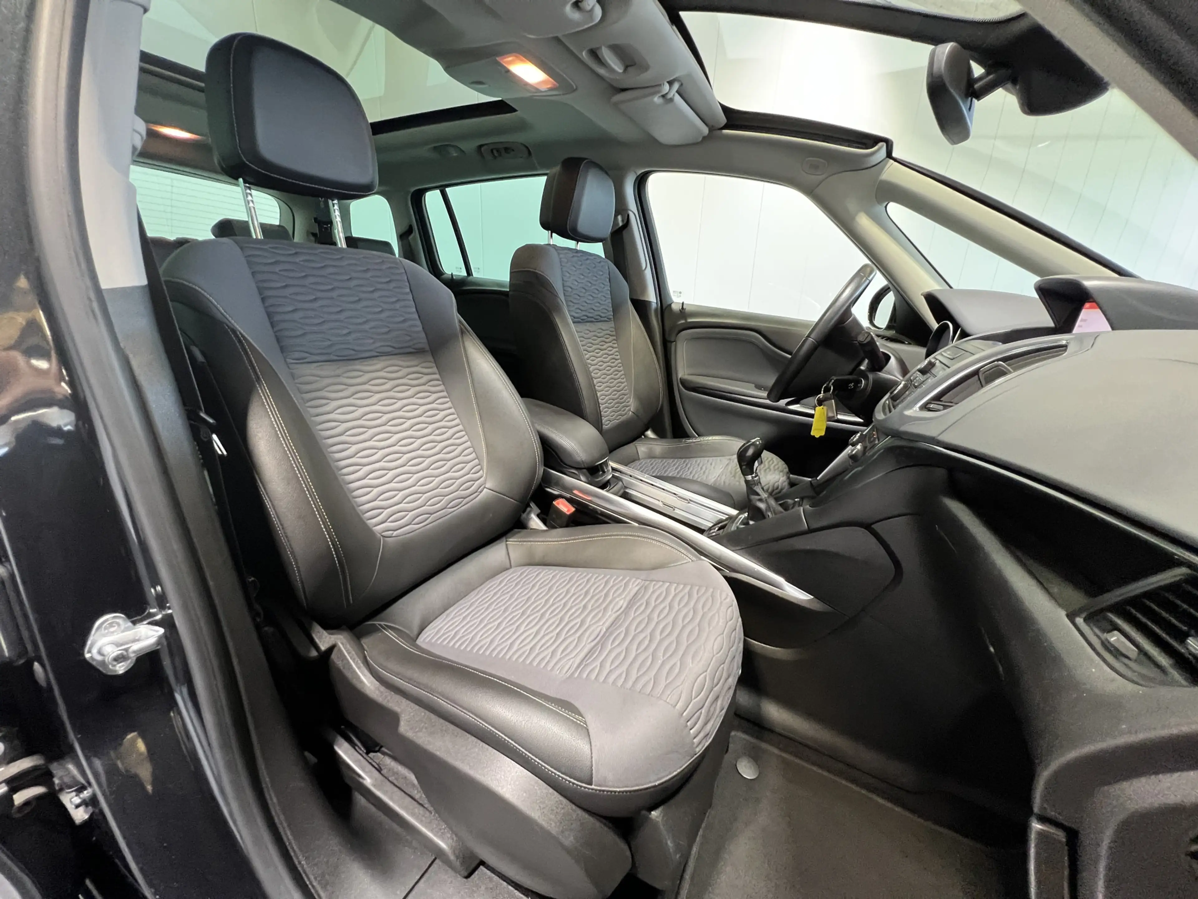 Opel Zafira Tourer 1.4 Cosmo 7pers. | Lichtmetalen Velgen 17" | Cruis — photo 36