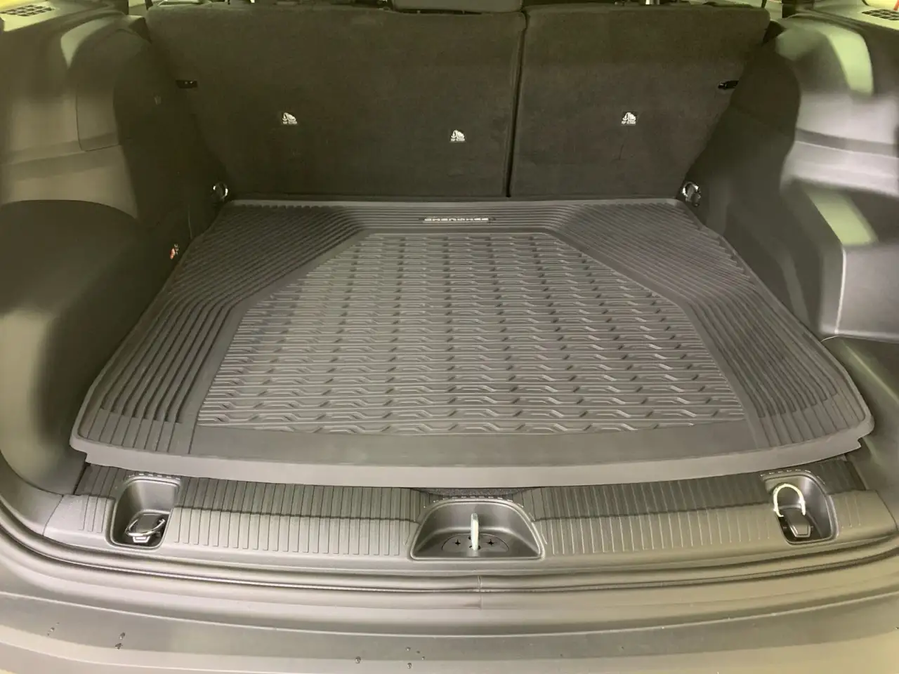 Jeep Cherokee снимка Jeep Cherokee