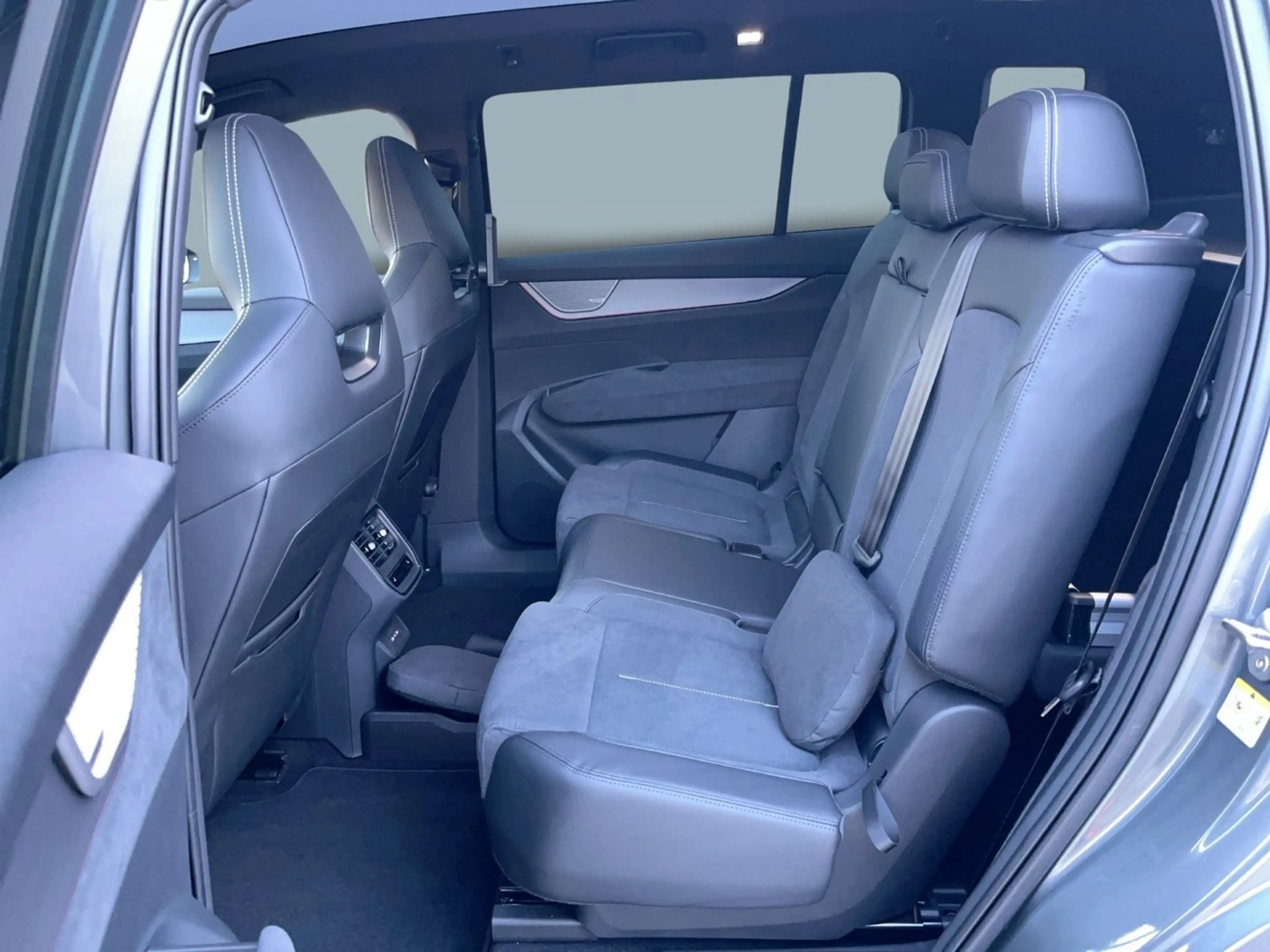 Skoda Peaq Sportline 90x — photo 12