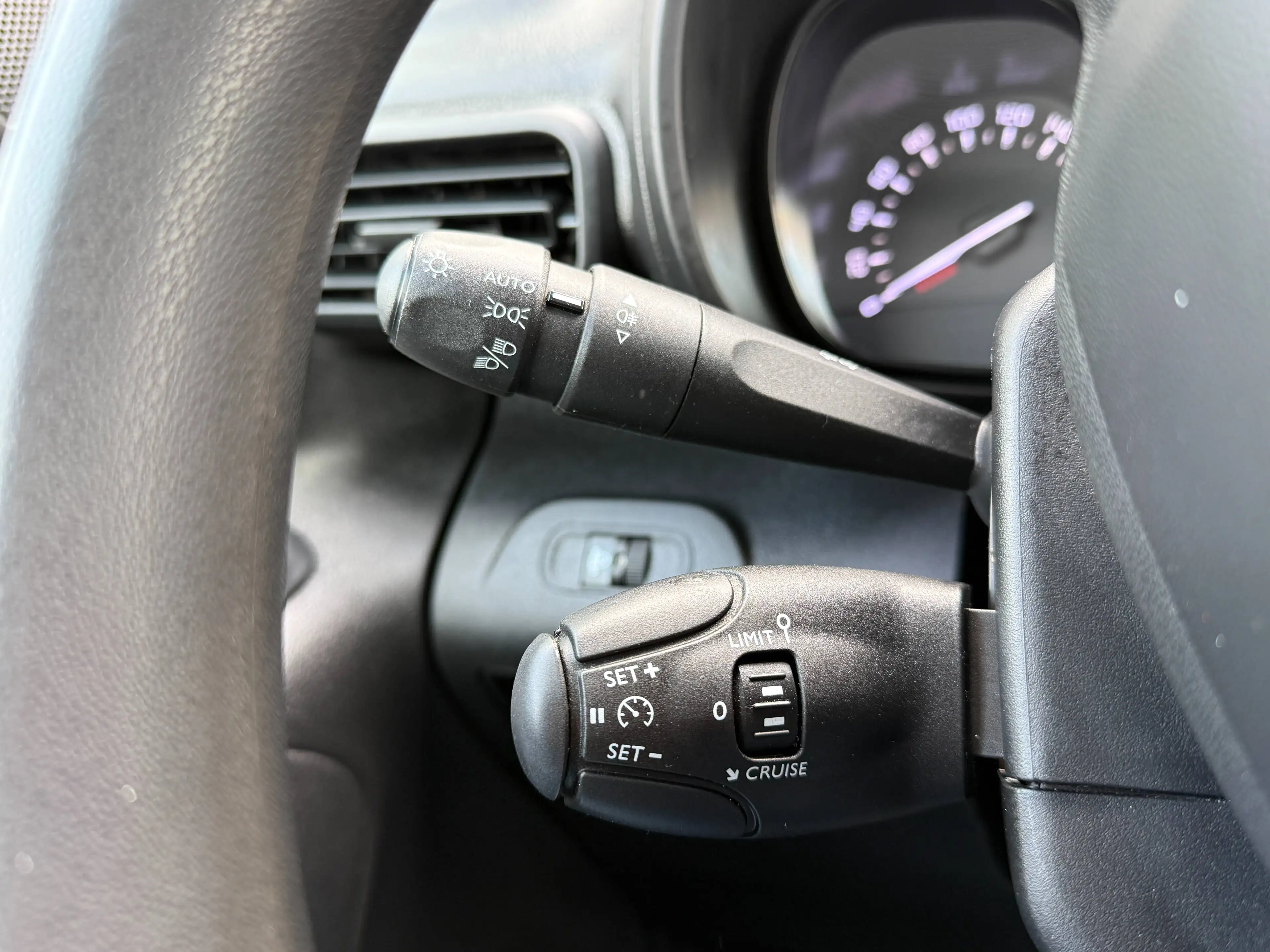 Citroen Berlingo 3ZIT / CARPLAY / PARKEERSENSOREN / AIRCO / CRUISCO — photo 19