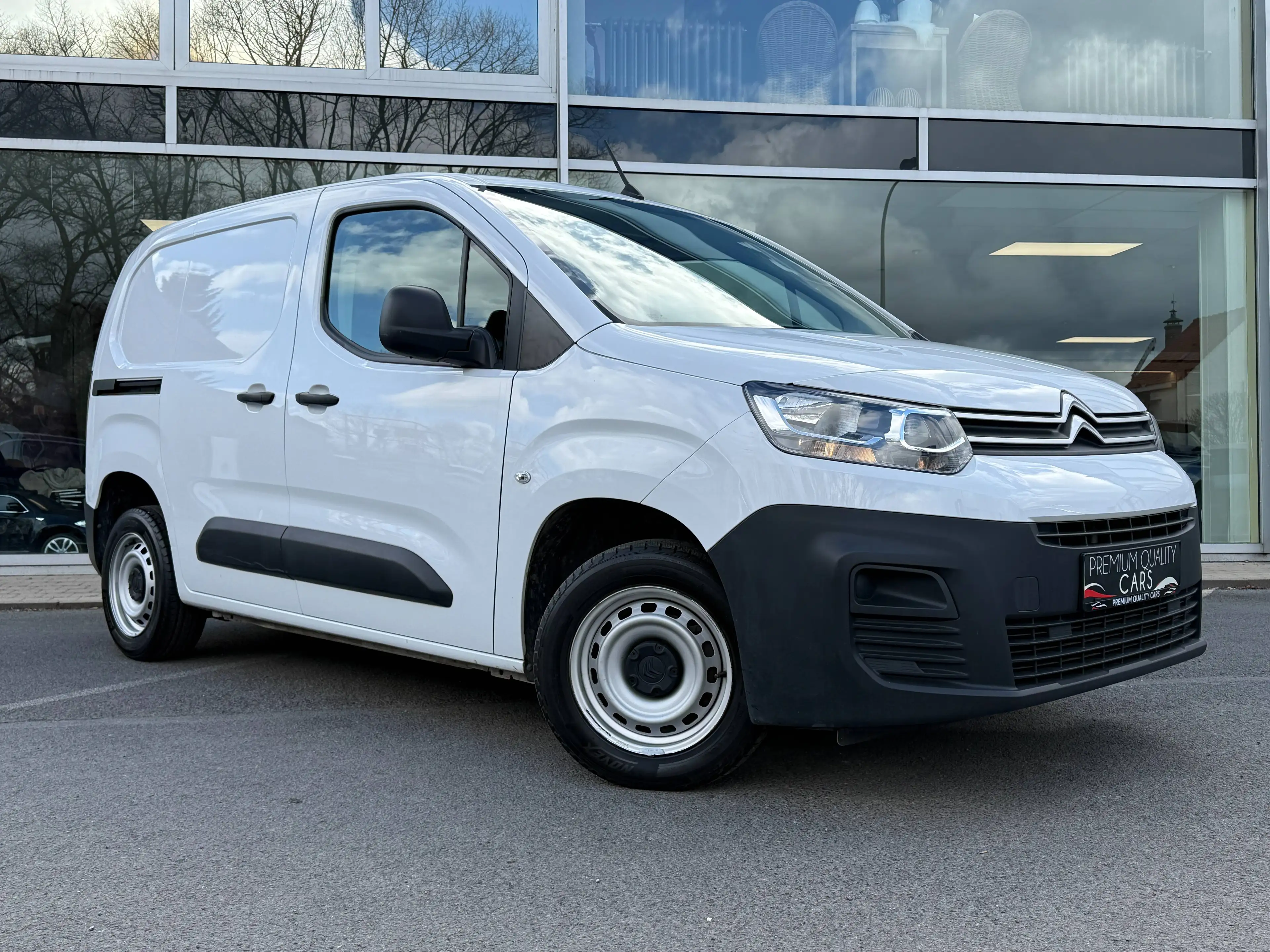 Citroen Berlingo 3ZIT / CARPLAY / PARKEERSENSOREN / AIRCO / CRUISCO — photo 4