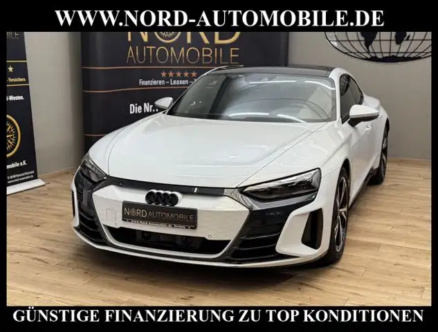 Audi e-tron GT QU. Wärmepumpe/Glasdach/Navi/20/LED