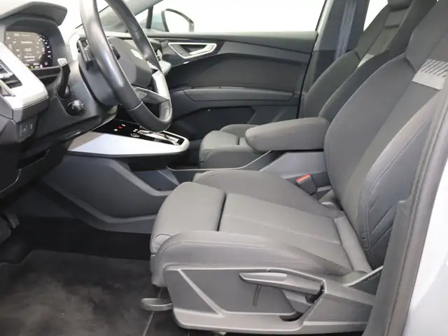 Audi Q4 E-Tron view 14