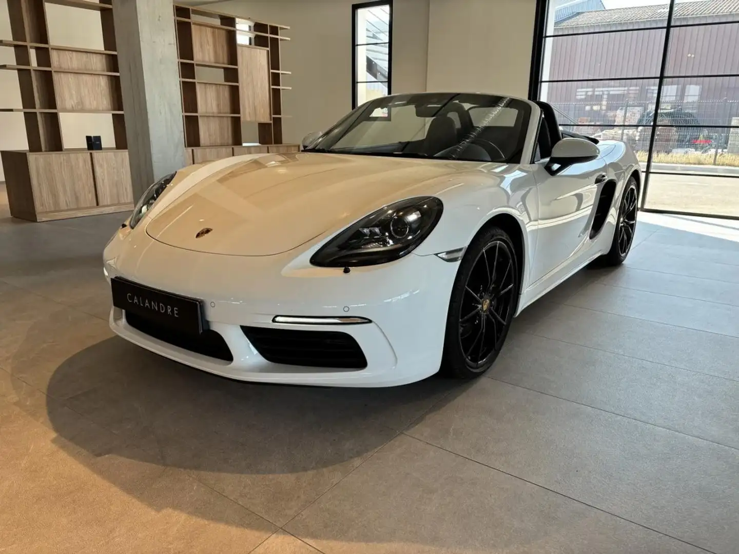 Porsche Boxster 718 Boxster 2.0i  300  CH PDK Bílá - 1