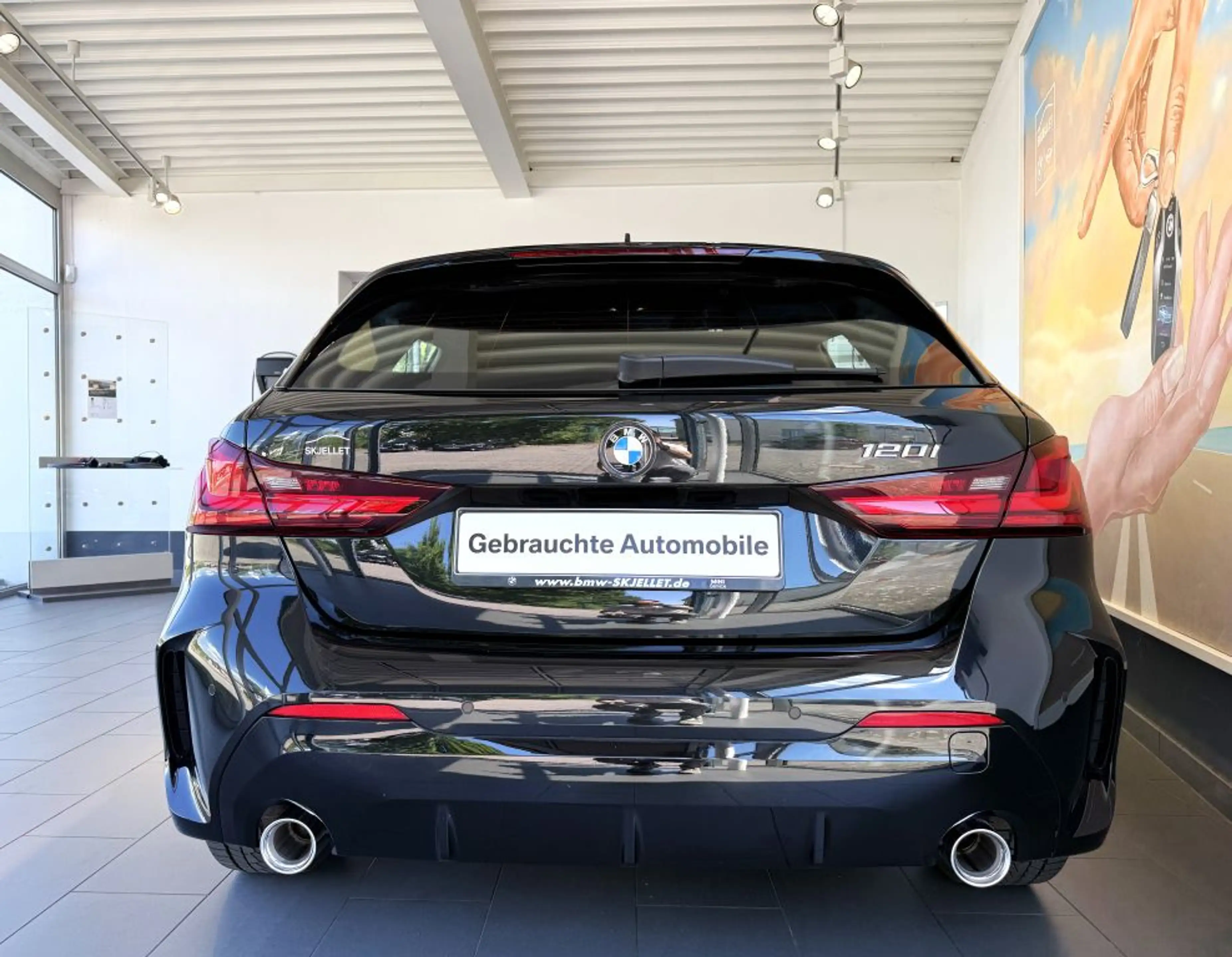 BMW 120 i M SPORT KOMF+adp.LED+HIFI+Lkrd.Hz.+TEMP+ — photo 13